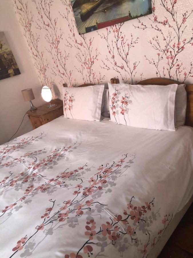 Endeavour Sleeps 6 * Whitby